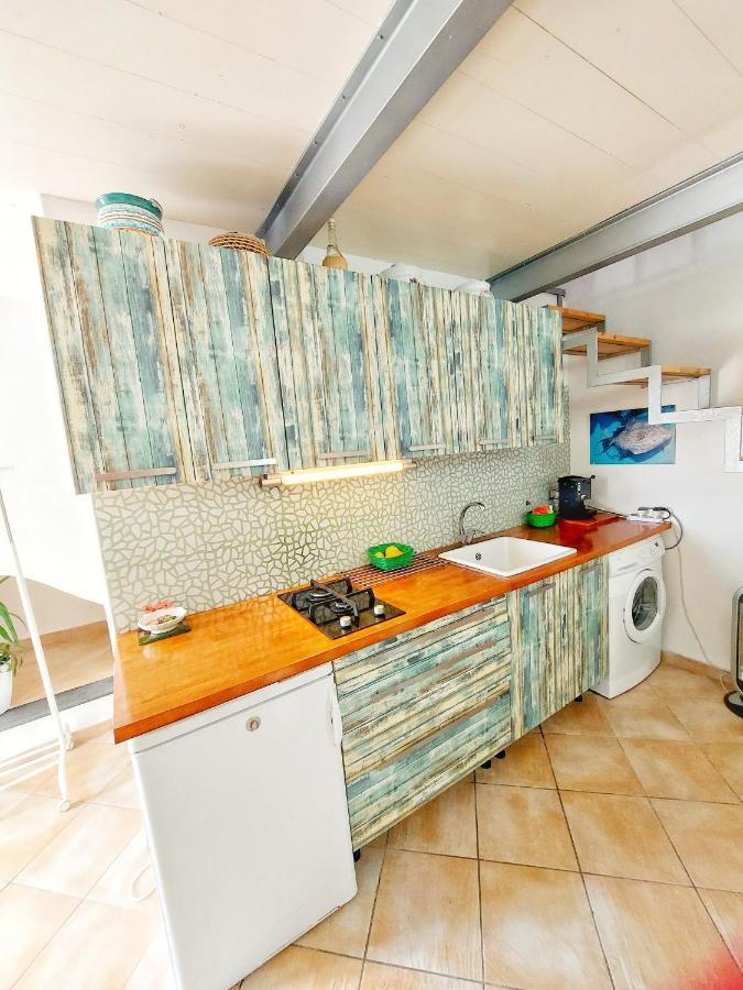 Monolocale Azzurro Procida Apartamento Exterior foto
